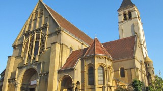 Dimanche 3 décembre. Premier dimanche de l'Avent avec la messe en direct de Metz Queuleu (Moselle)