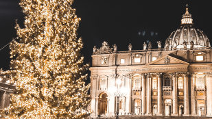 Messe de la nuit de Noël célébrée par le Pape François