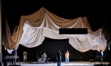 Festival d'Avignon : "Dans la mesure de l’impossible" ou la tente d'urgence d'humanité