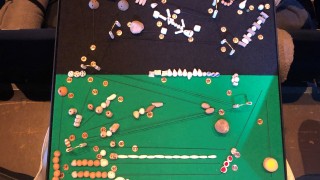 Festival d'Avignon : "mort et transfiguration au gré d’un portrait d’artiste en ermite ornemental"