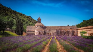 Quels sont les 10 plus beaux lieux de retraite spirituelle en France ?
