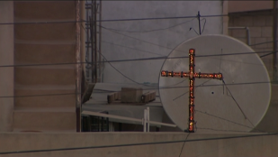 Prêtres sur les lieux de fractures