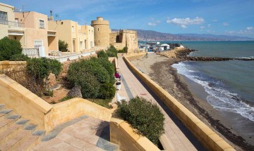 Messe du 13 octobre 2024 à Roquetas de Mar (Espagne)