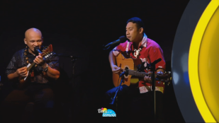 Teveu Tetauupu, un musicien polynésien chante l'amour de Dieu