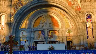 Chant d'entrée de la messe de titularisation-Rosaire 2017