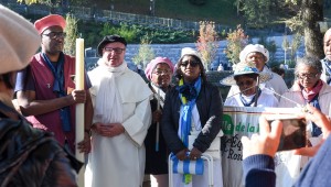 Un cierge en souvenir de Marie-Claude et de nos chers défunts-Rosaire 2017