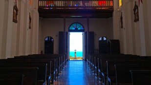 Les funérailles laïques Outremer en cas d'absence du prêtre-Teaser