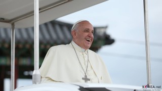Le Pape François invite à un Carême de foi et d’espérance