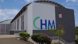 La stratégie vaccinale contre le coronavirus en outremer pourrait changer