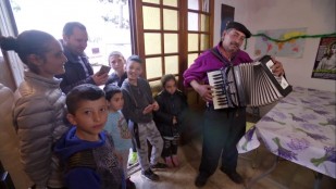Documentaire Kaïros - Ionut Stan, médiateur rom