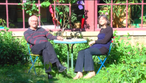 "Les Invités au Festin" : oser vivre avec les "Fous"