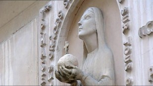 Que vient-on chercher à la chapelle de la rue du Bac ?