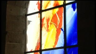 Les vitraux de Kim En Joong à la basilique de Brioude, la romane