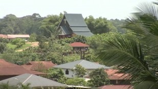 Les Hmong : De la conversion au Laos à l'installation en Guyane