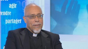 Mgr Kyrillos appelle à une "révolution d'amour"