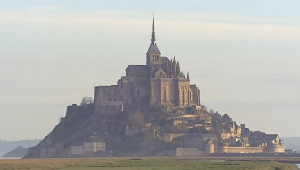Le Mont-Saint-Michel : entre Genèse et Apocalypse