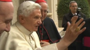 La renonciation de Benoît XVI en images