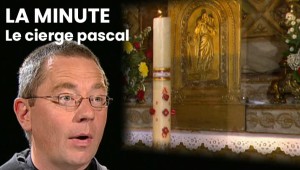 Le cierge pascal : Le signe de la Résurrection